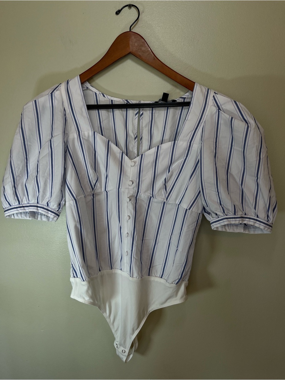 Express White & Blue Striped Puff Sleeve Button-Front Bodysuit
